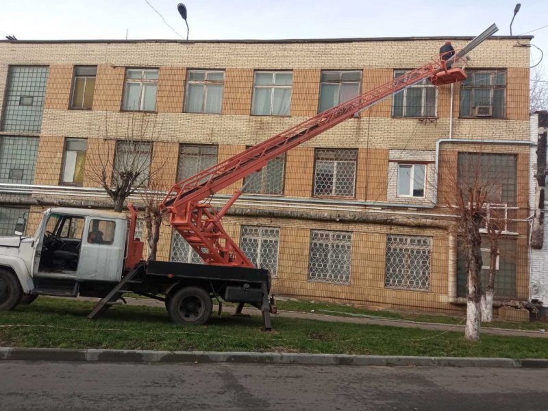 Услуги аренды автовышки ВС-2201 22 метра
