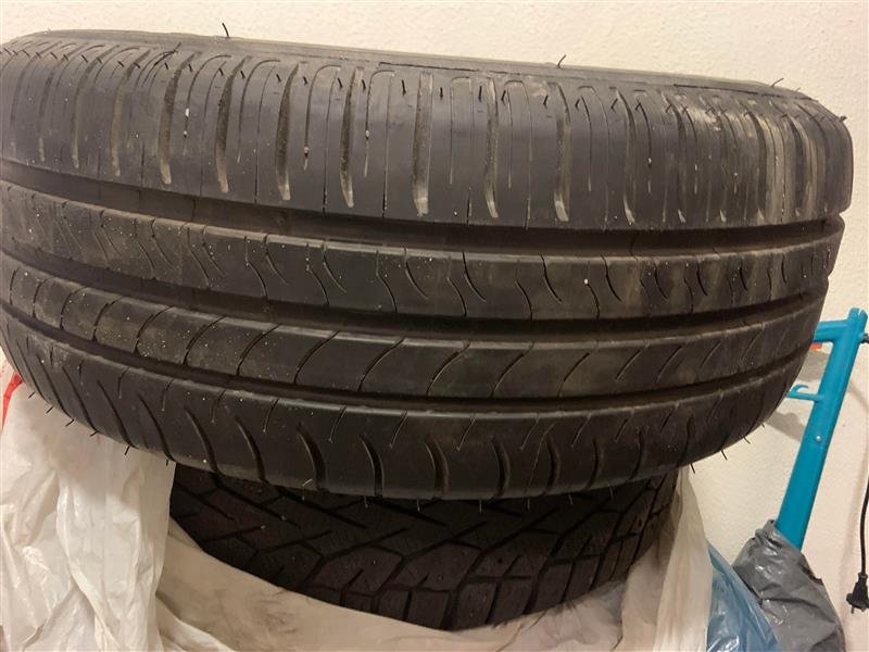 продаю шины летние 2 штуки