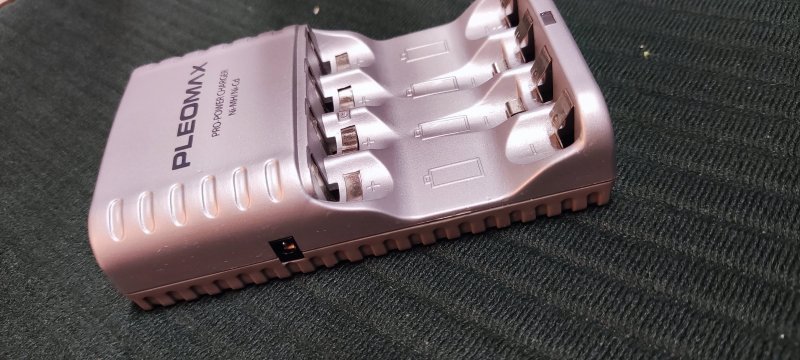 Зарядное устройство TECHNOLINE BC-7